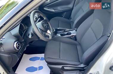 Внедорожник / Кроссовер Nissan Juke 2021 в 