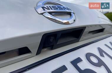 Внедорожник / Кроссовер Nissan Juke 2021 в 
