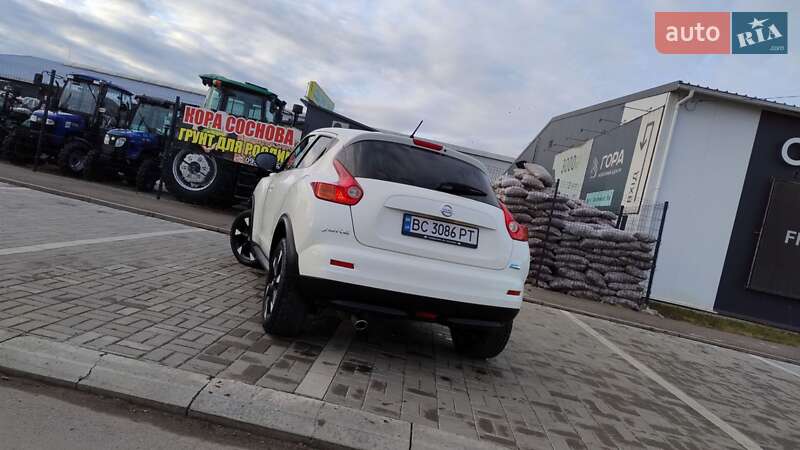 Позашляховик / Кросовер Nissan Juke 2012 в Стрию