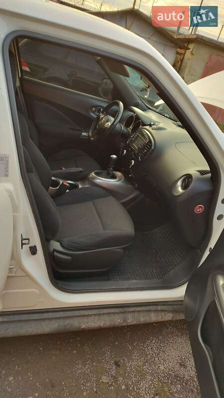 Позашляховик / Кросовер Nissan Juke 2012 в Стрию