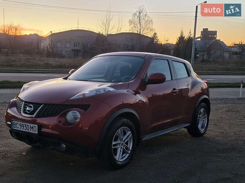 Позашляховик / Кросовер Nissan Juke 2012 в Львові