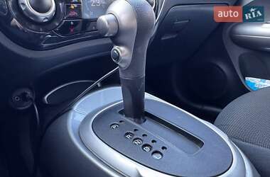 Внедорожник / Кроссовер Nissan Juke 2011 в 