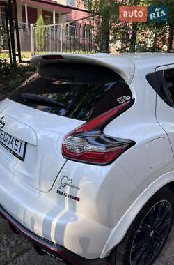 Внедорожник / Кроссовер Nissan Juke 2014 в 