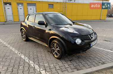 Позашляховик / Кросовер Nissan Juke 2011 в Дубні