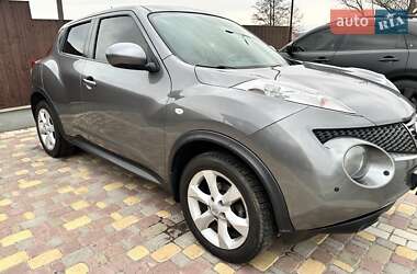 Внедорожник / Кроссовер Nissan Juke 2012 в Буче