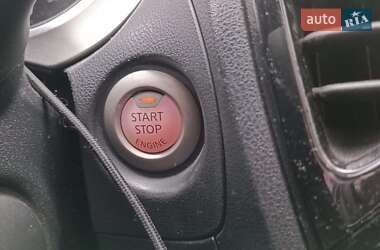 Внедорожник / Кроссовер Nissan Juke 2014 в 