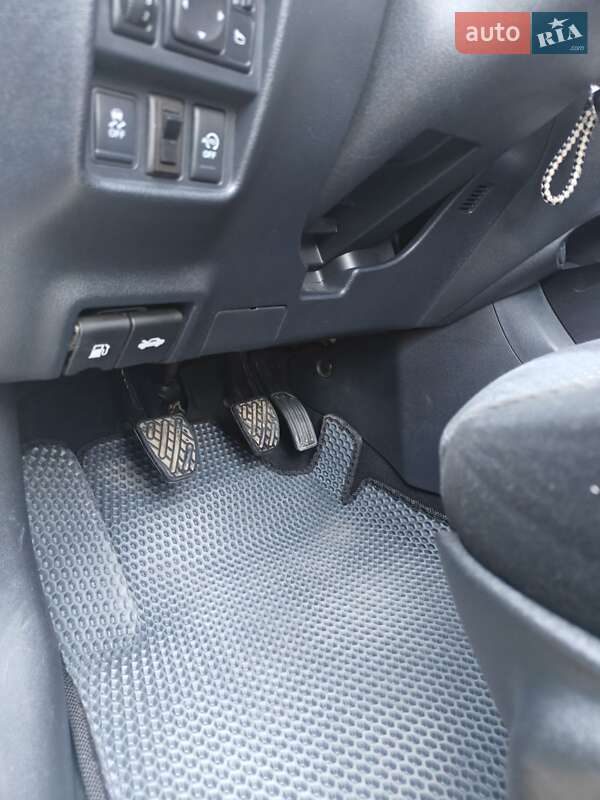 Внедорожник / Кроссовер Nissan Juke 2013 в Черновцах