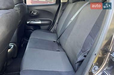Внедорожник / Кроссовер Nissan Juke 2011 в 