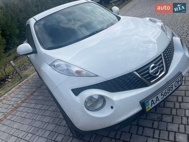 Внедорожник / Кроссовер Nissan Juke 2014 в 