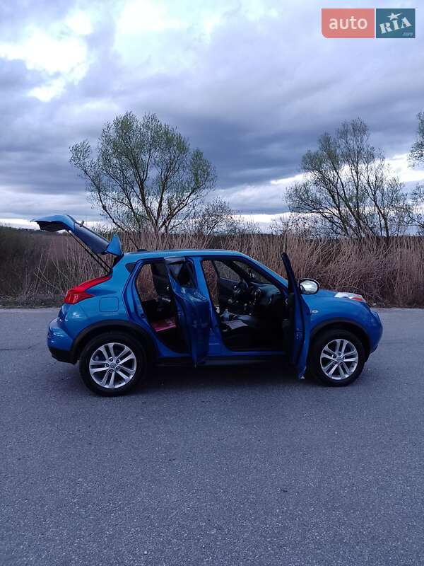 Внедорожник / Кроссовер Nissan Juke 2010 в Тернополе