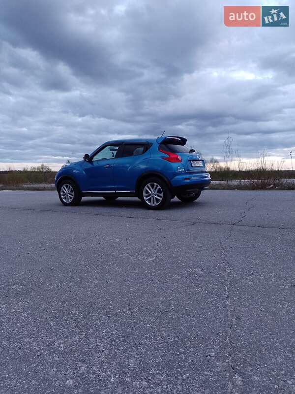 Внедорожник / Кроссовер Nissan Juke 2010 в Тернополе