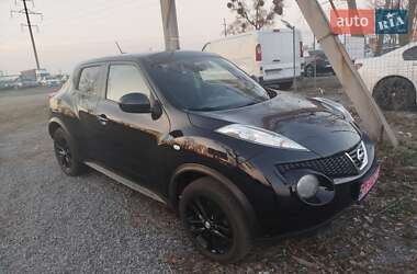 Внедорожник / Кроссовер Nissan Juke 2011 в 
