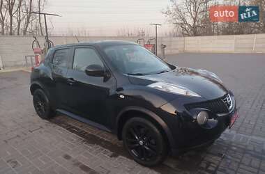 Внедорожник / Кроссовер Nissan Juke 2011 в 