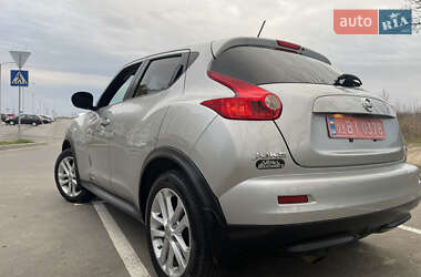 Внедорожник / Кроссовер Nissan Juke 2011 в 