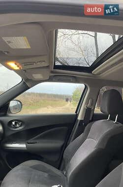 Внедорожник / Кроссовер Nissan Juke 2011 в 