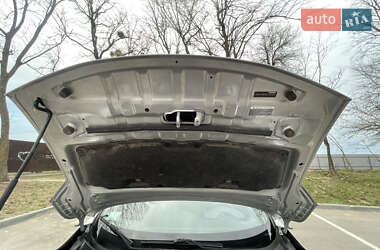 Внедорожник / Кроссовер Nissan Juke 2011 в 