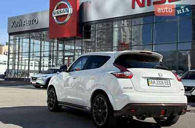 Внедорожник / Кроссовер Nissan Juke 2013 в 