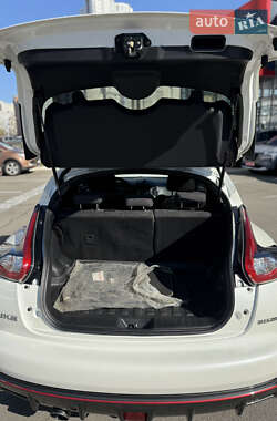 Внедорожник / Кроссовер Nissan Juke 2013 в 