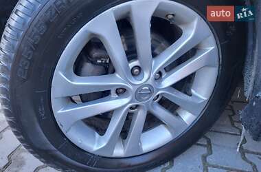 Внедорожник / Кроссовер Nissan Juke 2011 в 