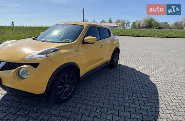 Внедорожник / Кроссовер Nissan Juke 2015 в 