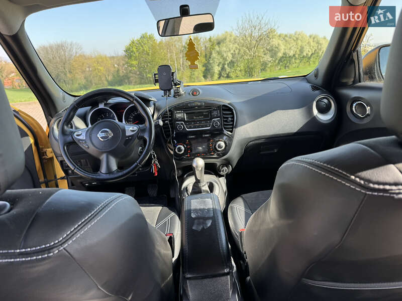 Позашляховик / Кросовер Nissan Juke 2015 в Львові