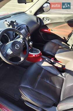 Внедорожник / Кроссовер Nissan Juke 2012 в 