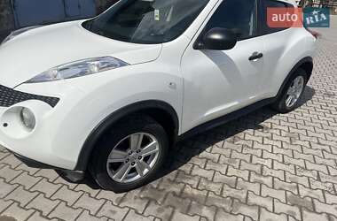 Внедорожник / Кроссовер Nissan Juke 2013 в 