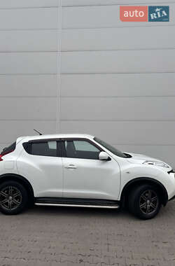 Внедорожник / Кроссовер Nissan Juke 2013 в 