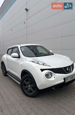 Внедорожник / Кроссовер Nissan Juke 2013 в 
