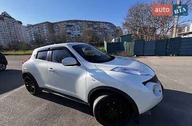 Внедорожник / Кроссовер Nissan Juke 2011 в 