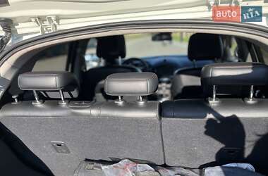 Внедорожник / Кроссовер Nissan Juke 2011 в 