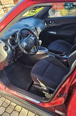 Внедорожник / Кроссовер Nissan Juke 2011 в 