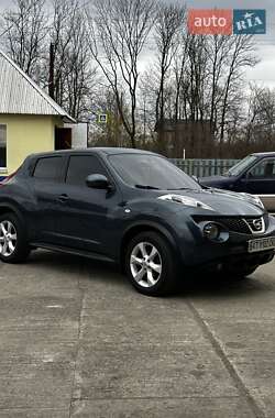 Внедорожник / Кроссовер Nissan Juke 2010 в 