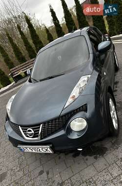 Внедорожник / Кроссовер Nissan Juke 2010 в 