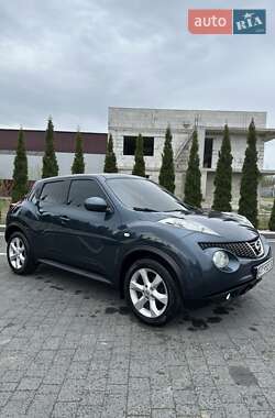 Внедорожник / Кроссовер Nissan Juke 2010 в 