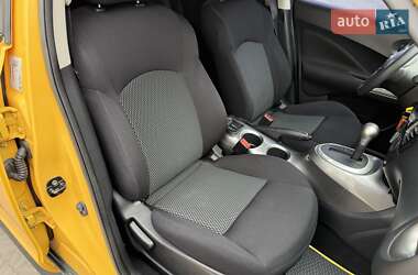 Внедорожник / Кроссовер Nissan Juke 2014 в 