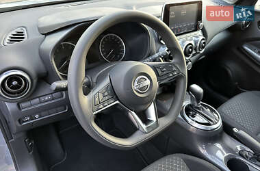 Позашляховик / Кросовер Nissan Juke 2022 в 
