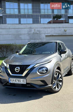 Внедорожник / Кроссовер Nissan Juke 2021 в 