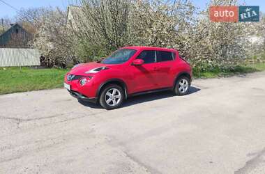 Внедорожник / Кроссовер Nissan Juke 2018 в 