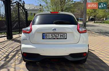 Внедорожник / Кроссовер Nissan Juke 2019 в 