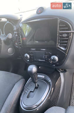 Внедорожник / Кроссовер Nissan Juke 2013 в 