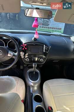 Внедорожник / Кроссовер Nissan Juke 2011 в 