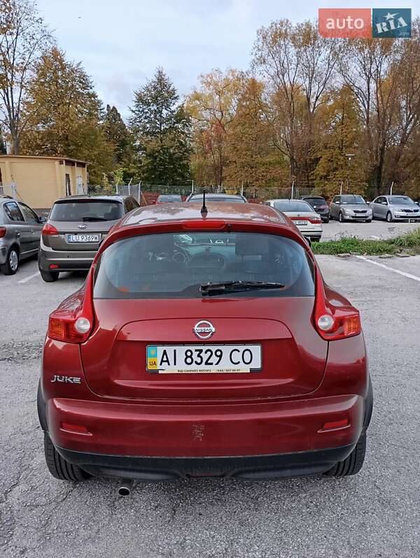 Внедорожник / Кроссовер Nissan Juke 2014 в 
