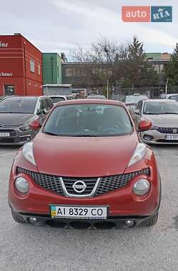 Внедорожник / Кроссовер Nissan Juke 2014 в 