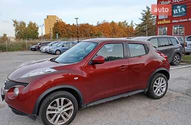 Внедорожник / Кроссовер Nissan Juke 2014 в 