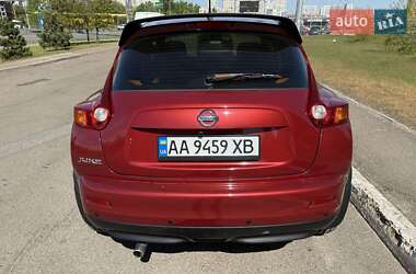Позашляховик / Кросовер Nissan Juke 2014 в 