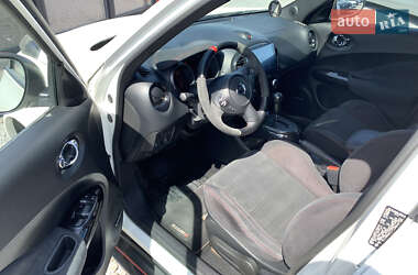 Позашляховик / Кросовер Nissan Juke 2014 в 