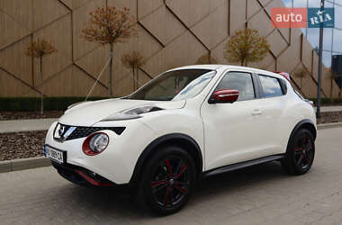 Позашляховик / Кросовер Nissan Juke 2018 в 