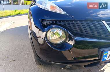 Внедорожник / Кроссовер Nissan Juke 2011 в 