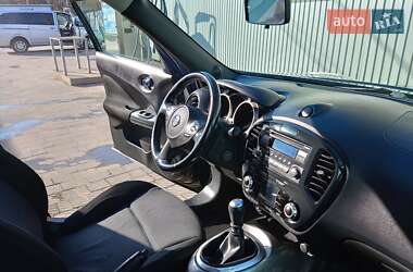 Внедорожник / Кроссовер Nissan Juke 2011 в 